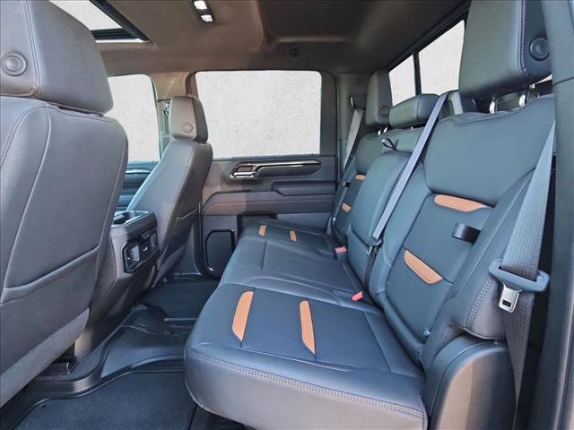 Used 2024 GMC Sierra 2500 AT4 w/ AT4 Premium Plus Package AWD/4WD image 16