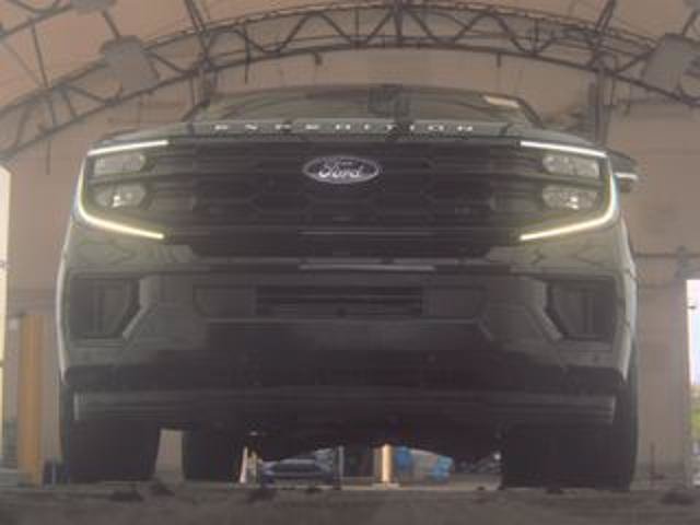 Certified 2025 Ford Expedition Active AWD/4WD video 2