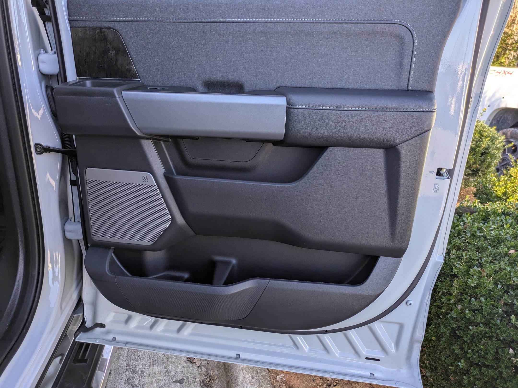 Certified 2023 Ford F150 Lariat w/ Equipment Group 502A High image 34