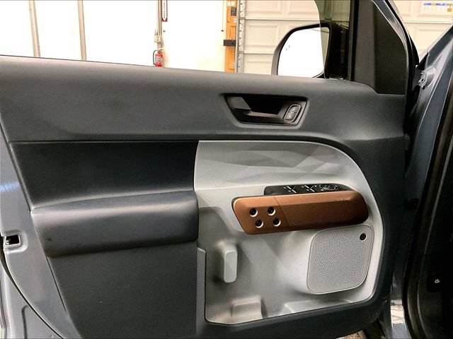 Certified 2024 Ford Maverick Lariat FWD image 22