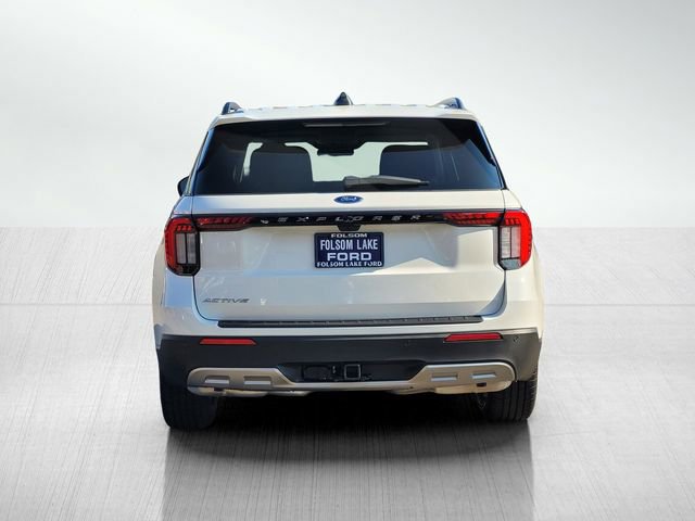 Certified 2025 Ford Explorer Active w/ Active Comfort Package image 4