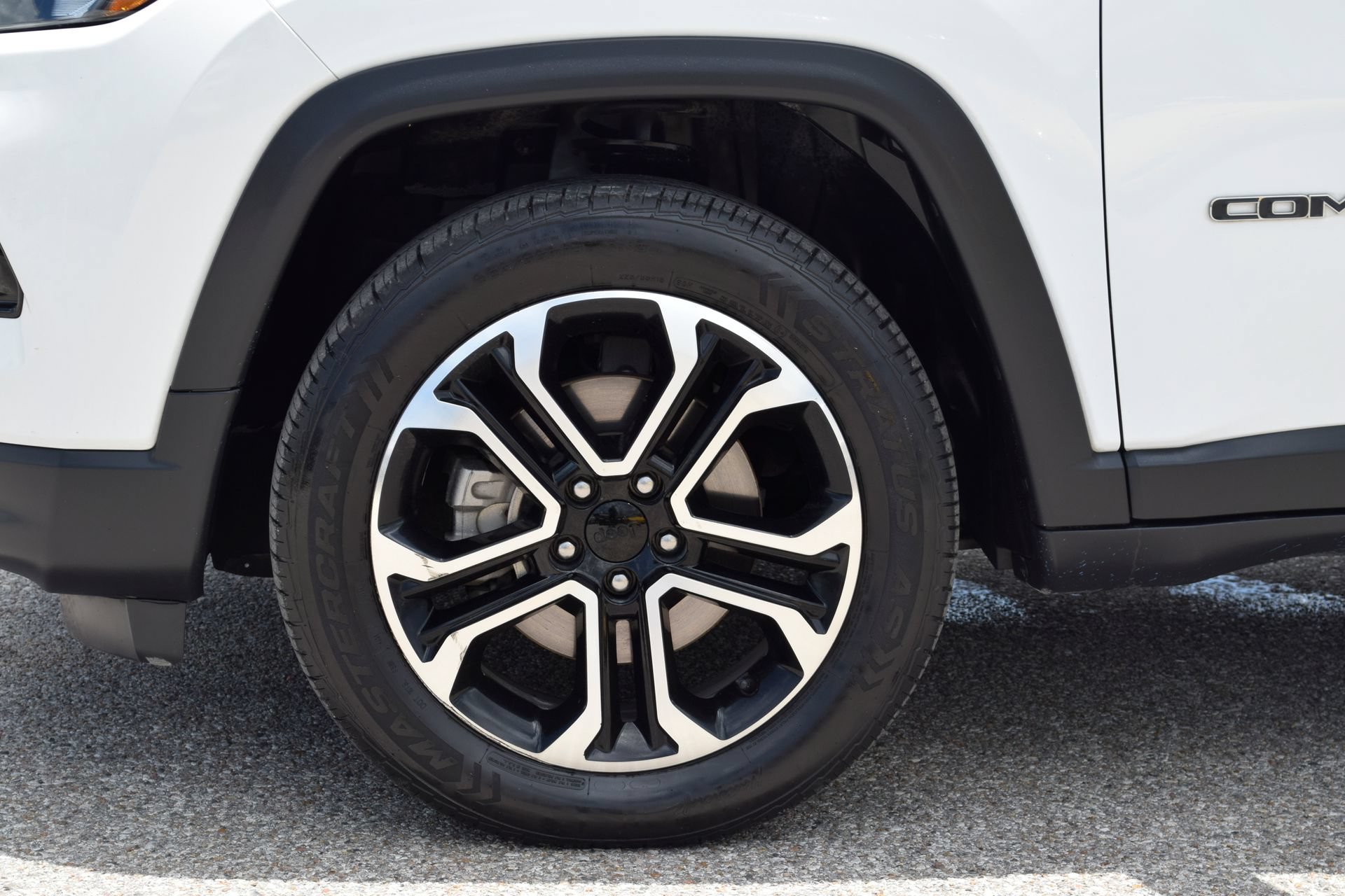 Used 2022 Jeep Compass Limited AWD/4WD image 26