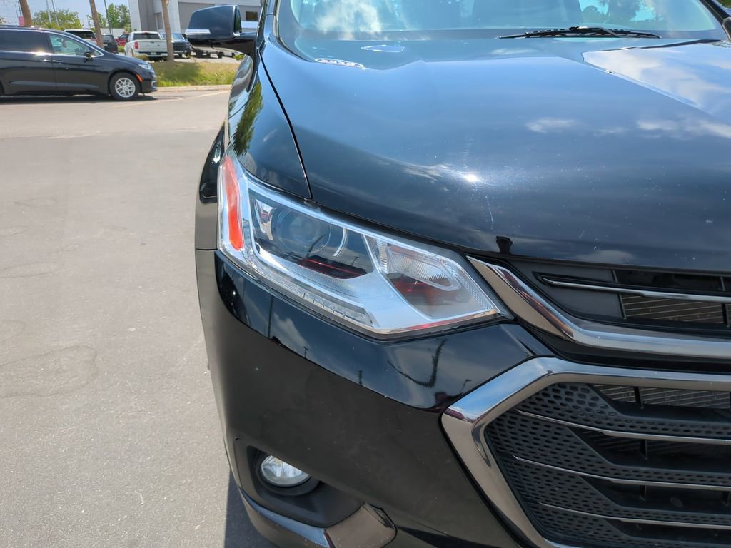 Used 2020 Chevrolet Traverse RS AWD/4WD image 11