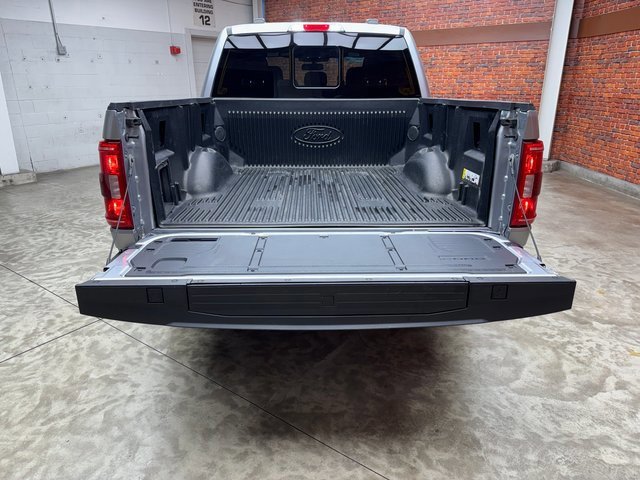 Certified 2022 Ford F150 XLT w/ Equipment Group 302A High image 27