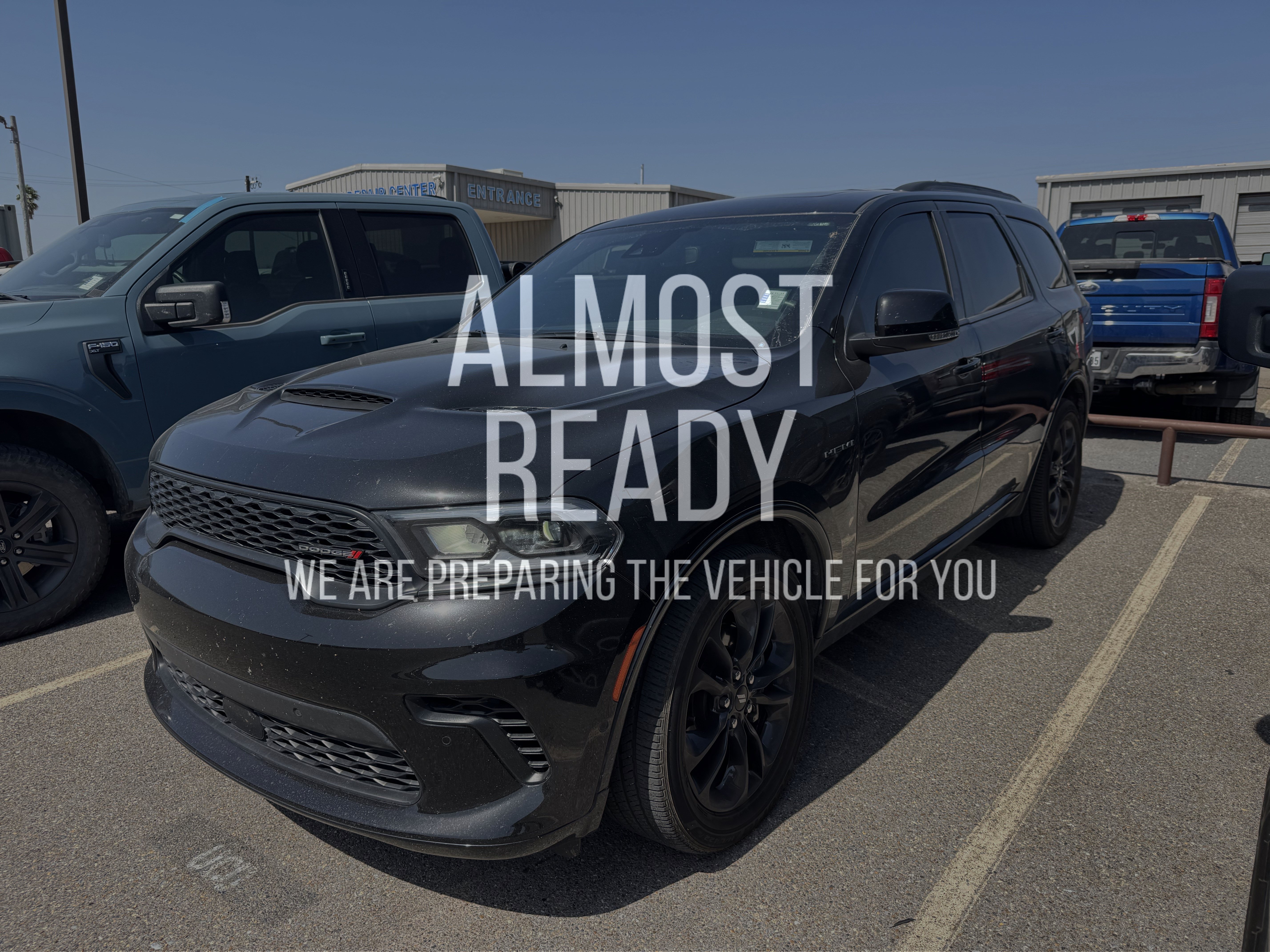 Used 2025 Dodge Durango R/T AWD/4WD image 2