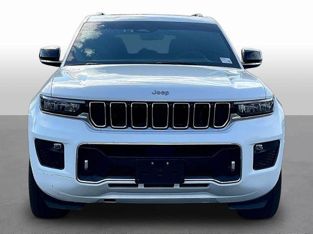 Used 2023 Jeep Grand Cherokee Overland w/ Luxury Tech Group IV AWD/4WD image 2