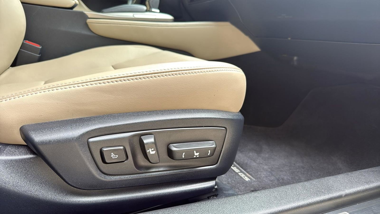 Used 2017 Lexus GS 350 image 25