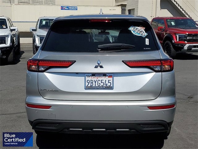 Used 2022 Mitsubishi Outlander ES image 3