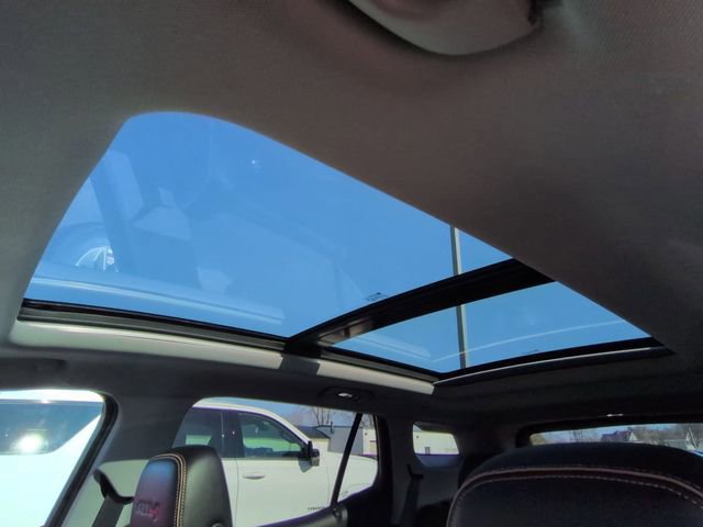 Used 2023 GMC Terrain AT4 image 14