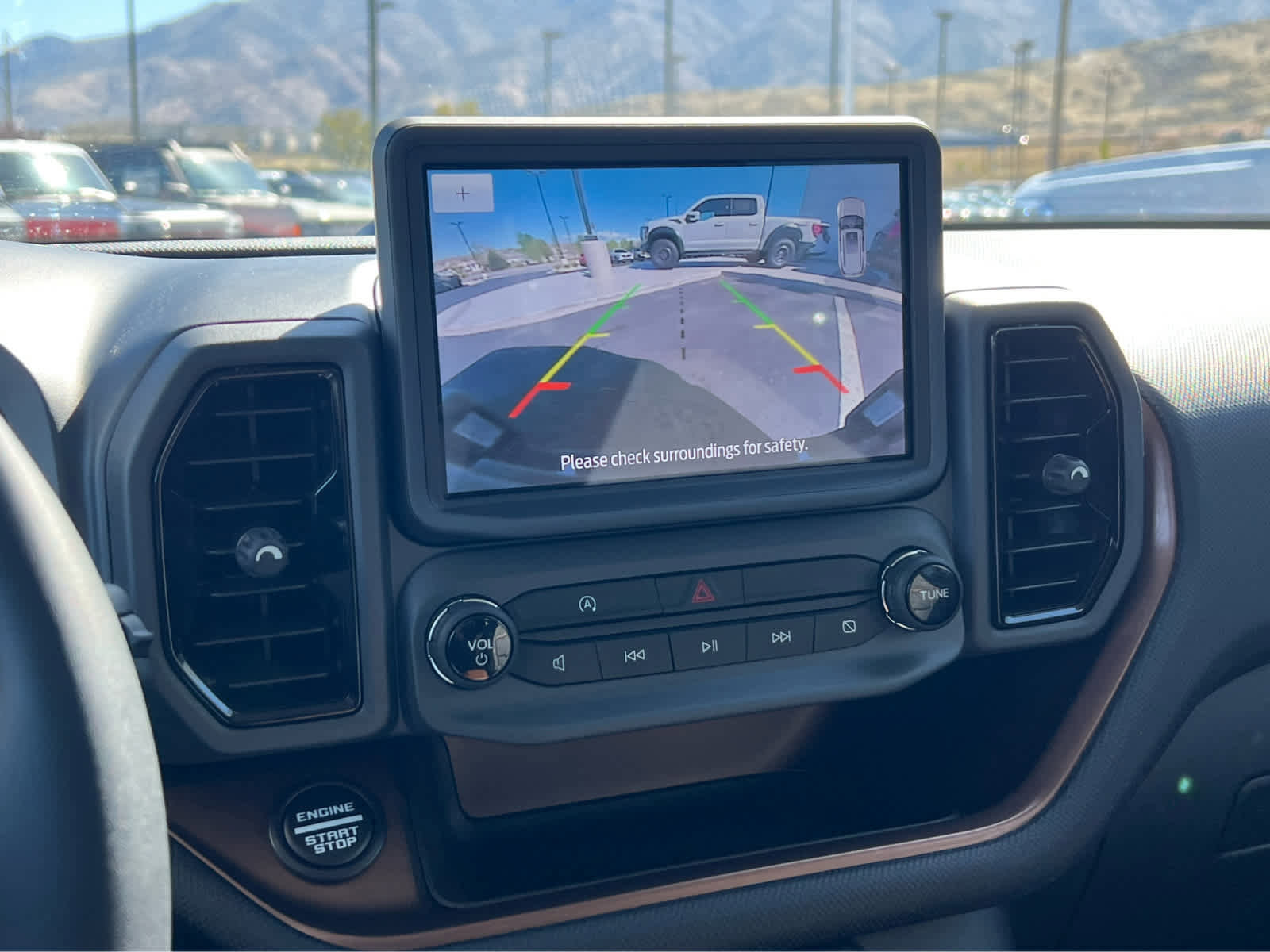 Certified 2024 Ford Bronco Sport Outer Banks w/ Tech Package AWD/4WD image 37