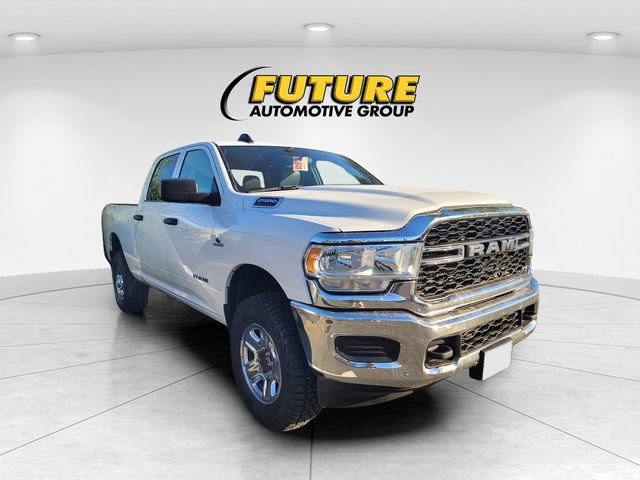 Used 2022 RAM 2500 Tradesman w/ Chrome Appearance Group image 3