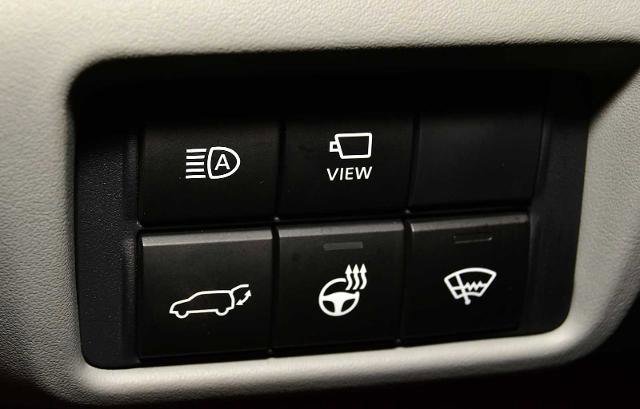 Used 2021 Toyota Highlander Limited image 10