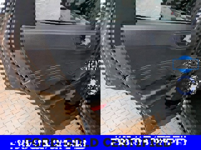 Certified 2022 Ford Escape SE w/ SE Sport Appearance Package image 18