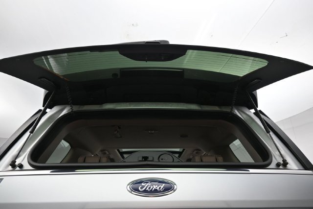 Certified 2024 Ford Expedition Limited RWD image 30