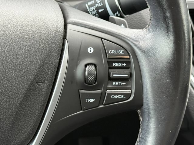 Used 2017 Acura TLX FWD image 31