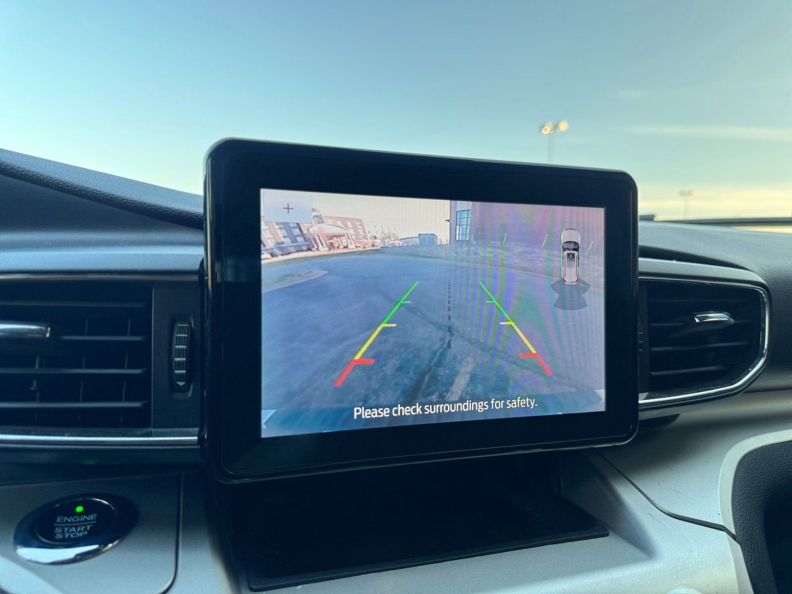 Certified 2021 Ford Explorer XLT w/ Equipment Group 202A image 29