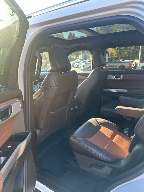 Certified 2022 Ford Explorer King Ranch w/ Class IV Trailer Tow Package AWD/4WD image 14
