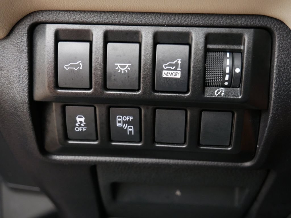 Used 2021 Subaru Ascent Touring AWD/4WD image 17