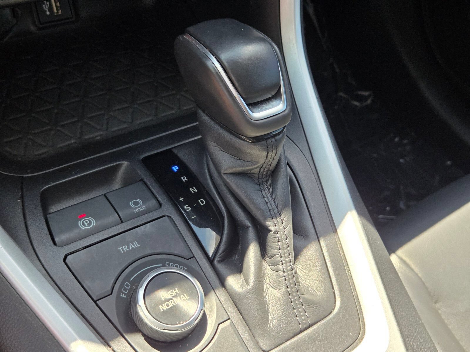Used 2024 Toyota RAV4 XLE Premium w/ Weather Package AWD/4WD image 24