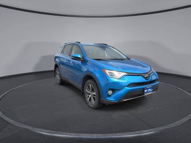 Used 2017 Toyota RAV4 XLE w/ Plus Extra Value Package AWD/4WD image 2