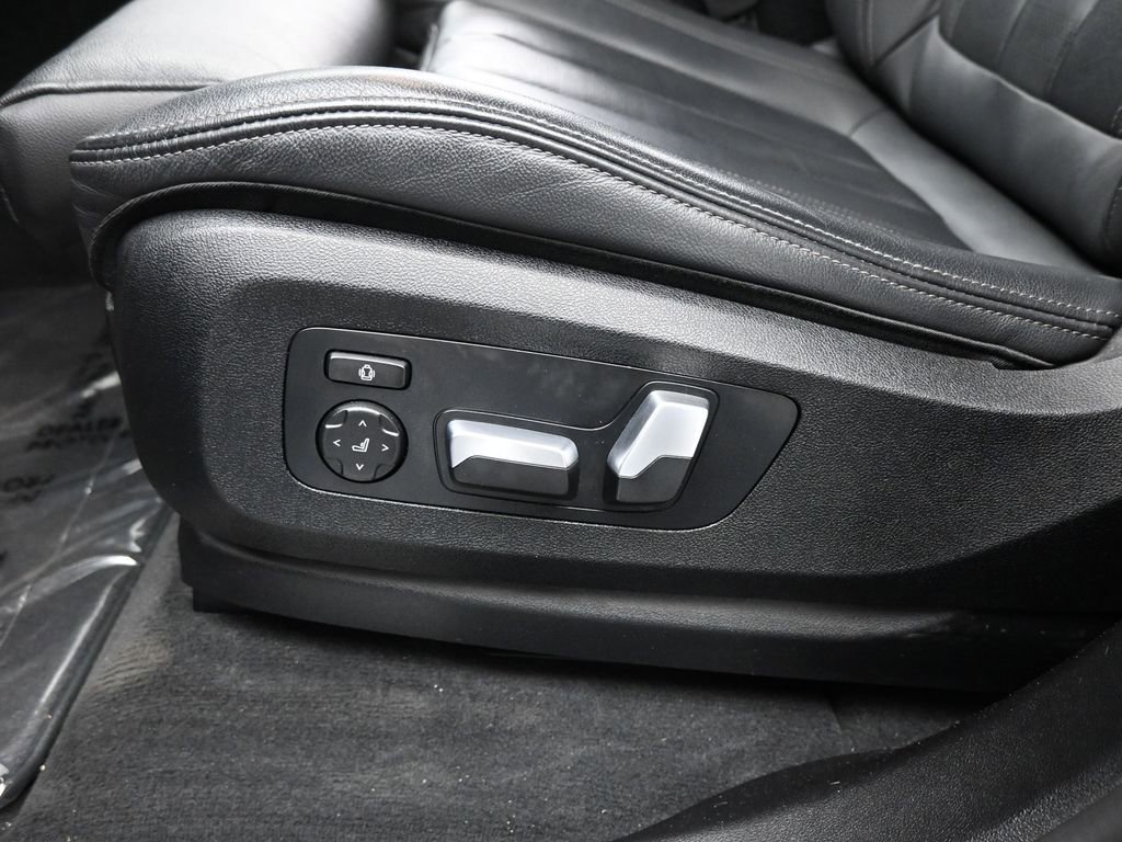 Used 2021 BMW X5 sDrive40i w/ Convenience Package image 11