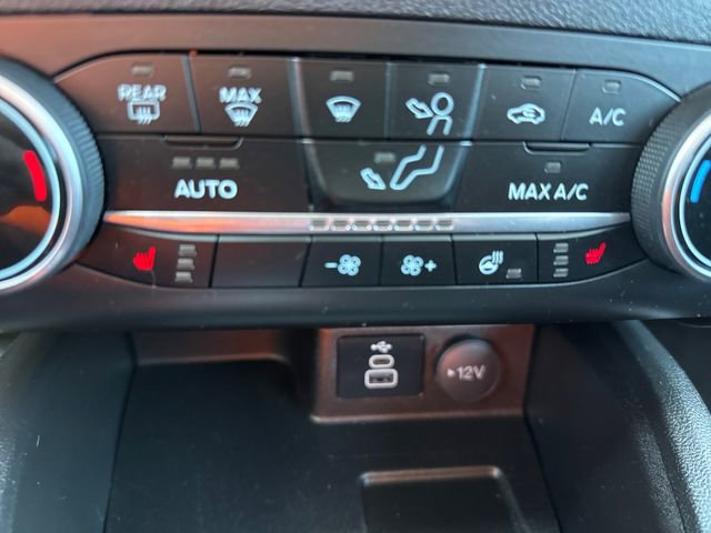 Certified 2024 Ford Escape Active AWD/4WD image 27