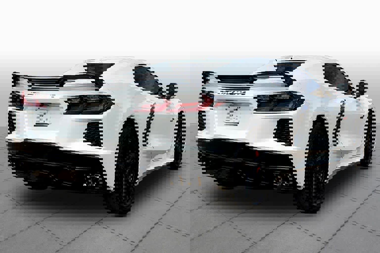 Used 2021 Chevrolet Corvette Stingray Preferred Conv w/ Z51 Performance Package image 3