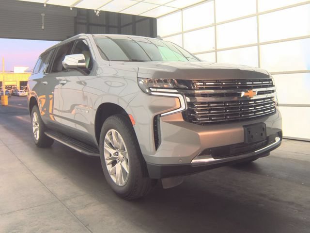 Used 2024 Chevrolet Suburban Premier AWD/4WD image 5