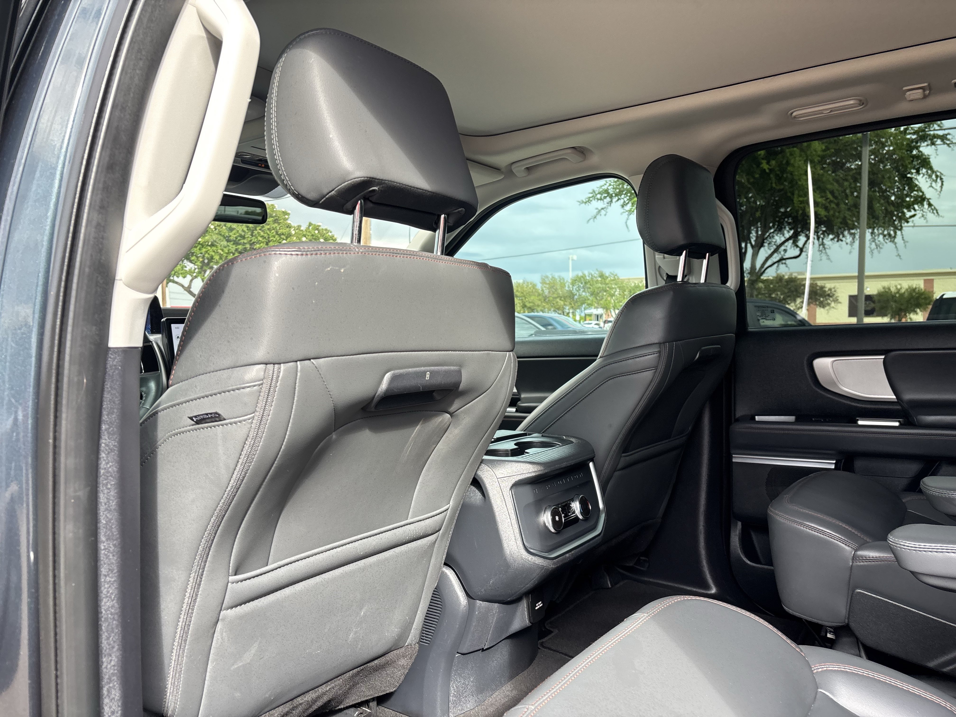 Certified 2025 Ford Expedition Active RWD image 17