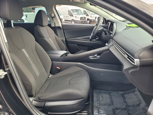 Used 2023 Hyundai Elantra Blue image 18