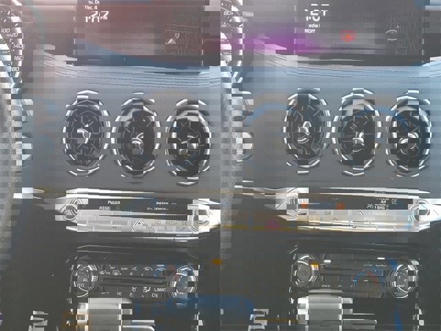 Used 2022 Kia Stinger GT-Line image 25