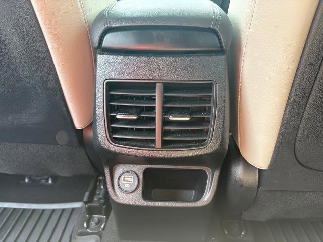 Used 2021 Kia Seltos SX image 31