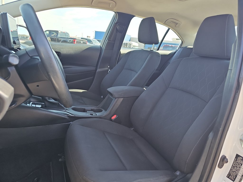 Used 2023 Toyota Corolla LE FWD image 14
