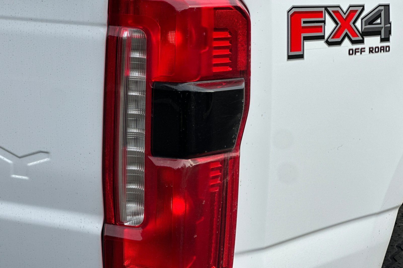 Certified 2023 Ford F250 Lariat w/ FX4 Off-Road Package image 50