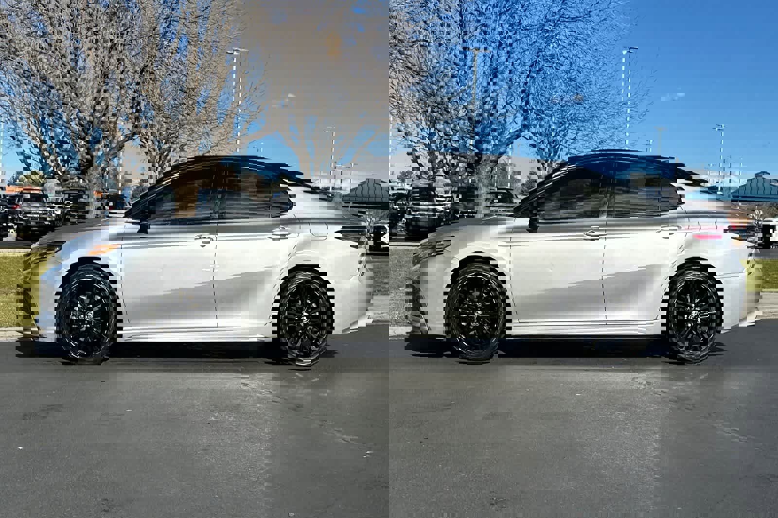 Used 2021 Toyota Camry XSE w/ Navigation Package image 5