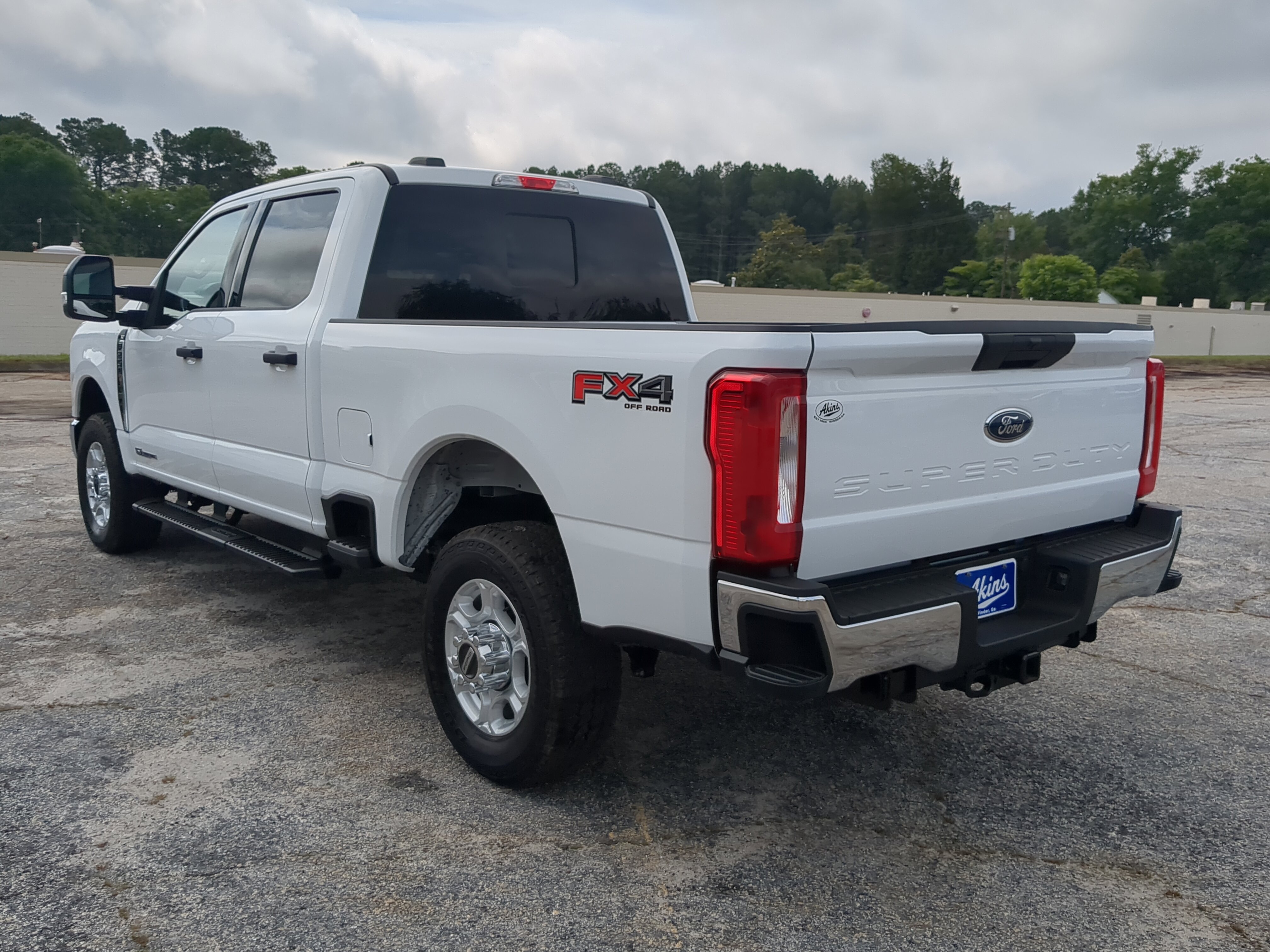 Certified 2025 Ford F250 XLT AWD/4WD image 5