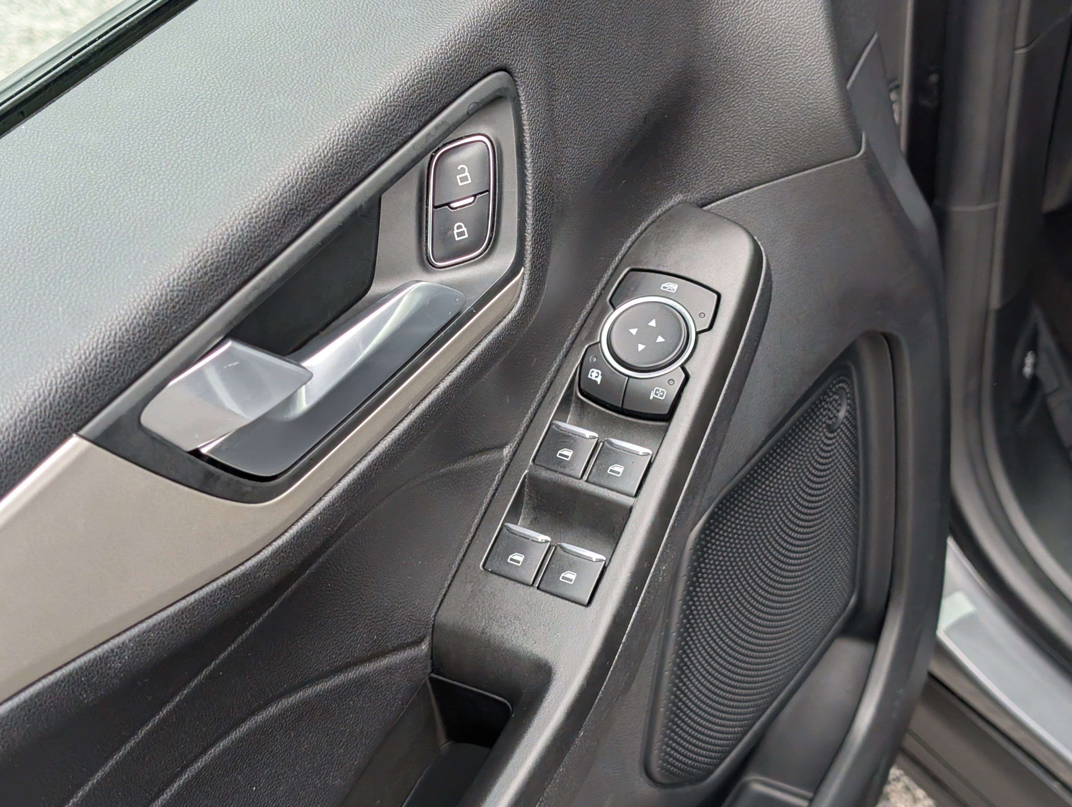 Certified 2021 Ford Escape SEL image 22