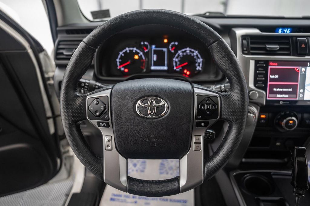 Used 2023 Toyota 4Runner SR5 Premium w/ Moonroof Package RWD image 31
