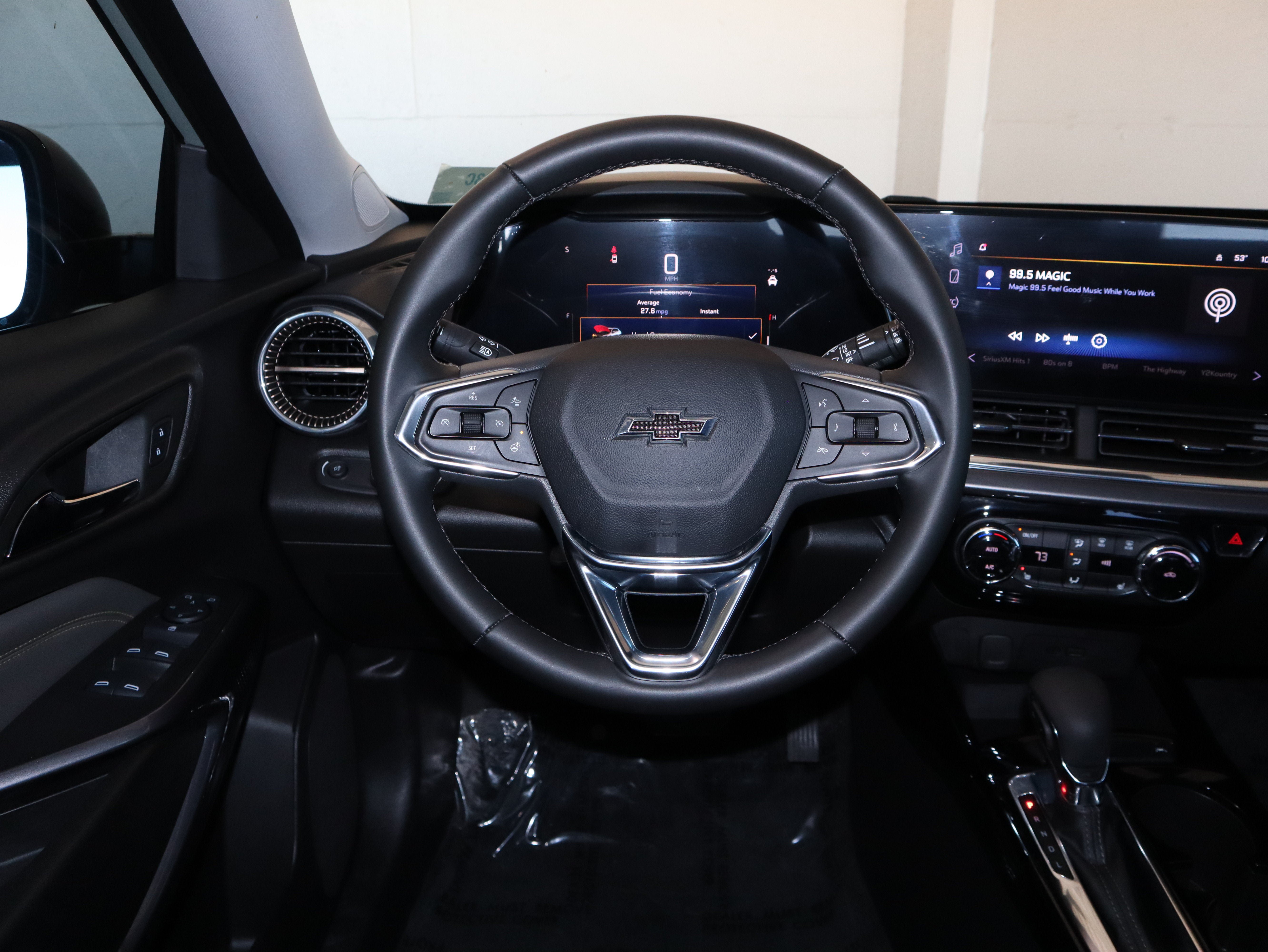 Used 2025 Chevrolet Trax ACTIV w/ Driver Confidence Package FWD image 24