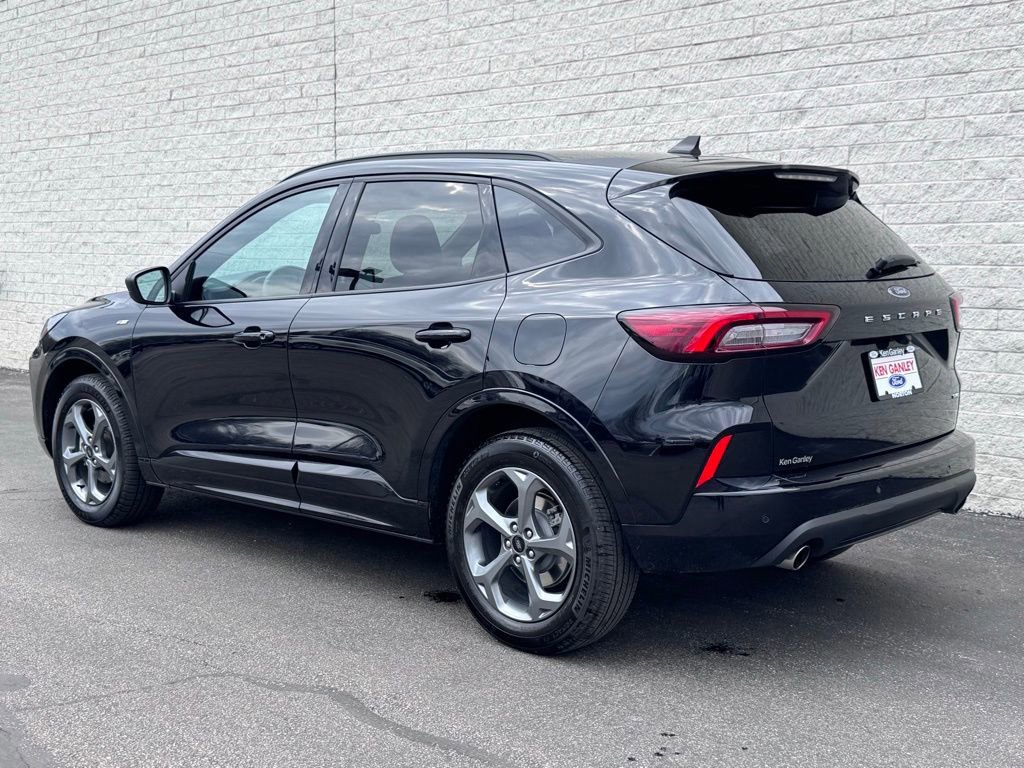 Certified 2024 Ford Escape ST-Line w/ Tech Pack #1 image 5
