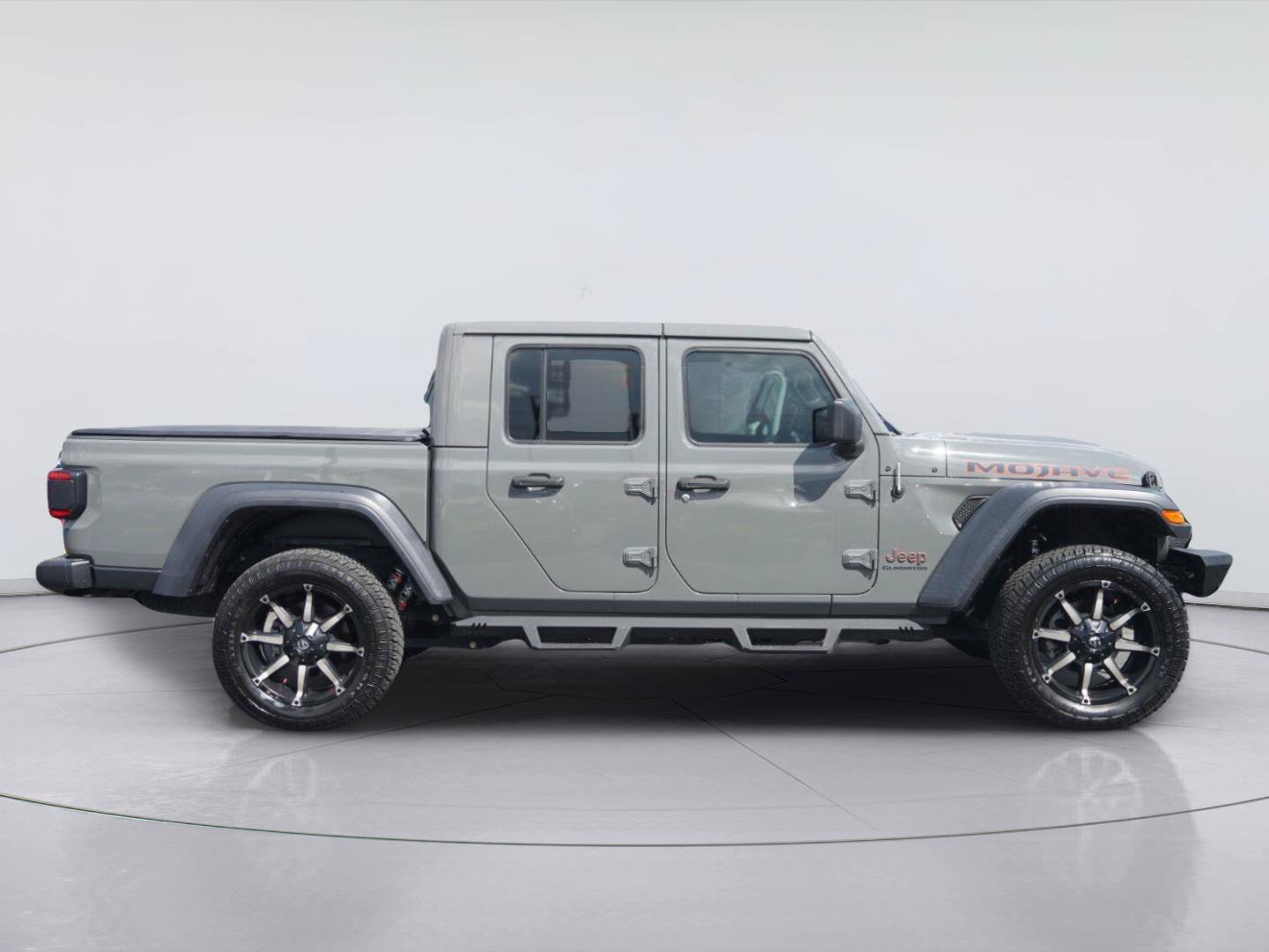 Used 2020 Jeep Gladiator Mojave AWD/4WD image 5