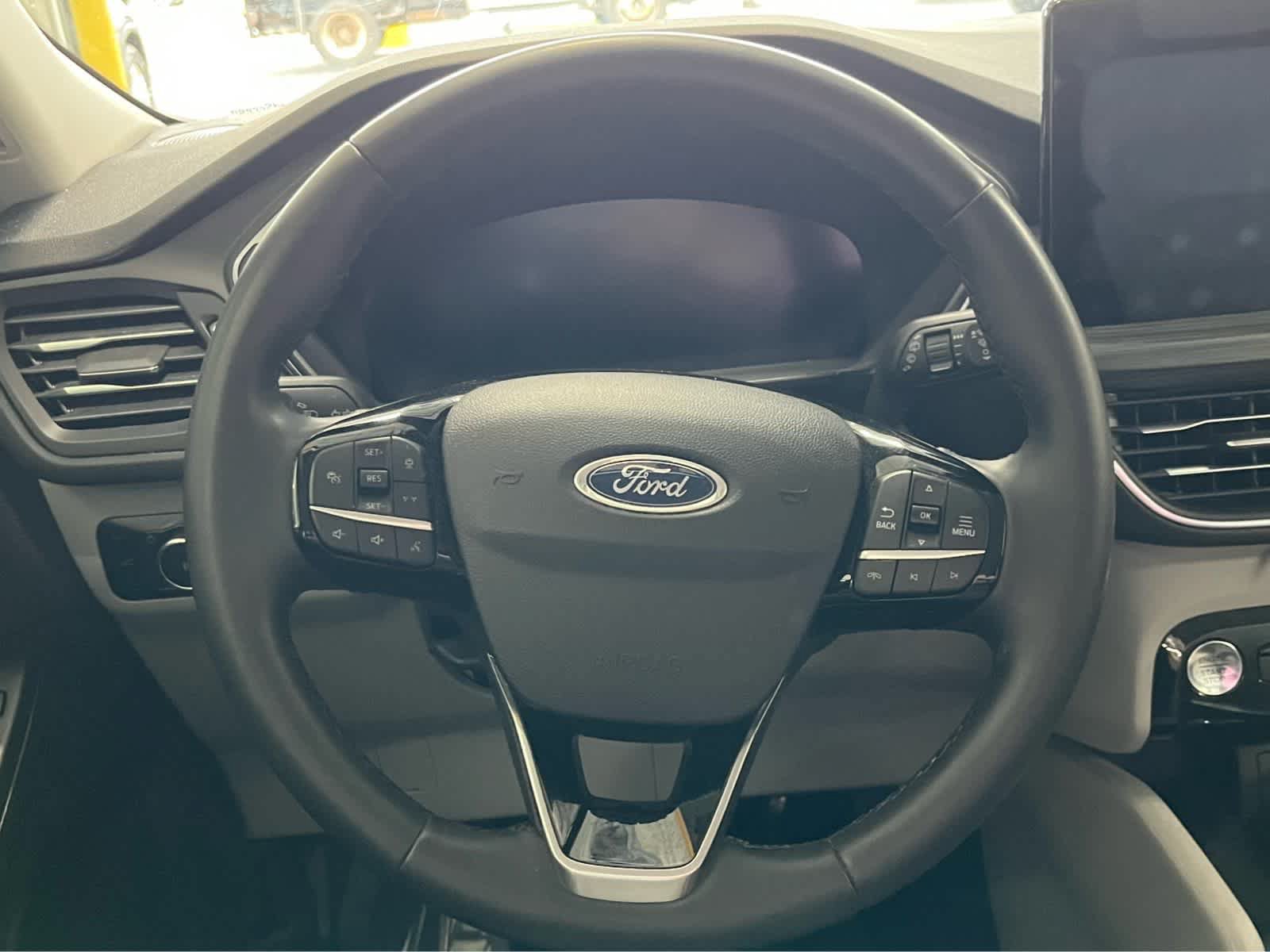 Certified 2023 Ford Escape Platinum AWD/4WD image 15