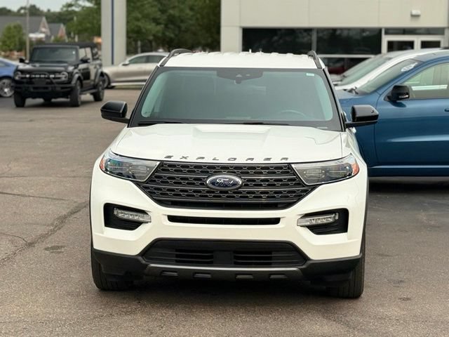 Certified 2023 Ford Explorer XLT w/ Equipment Group 202A AWD/4WD image 34