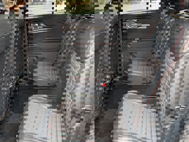 Certified 2025 Ford Explorer ST-Line w/ Premium Package image 29