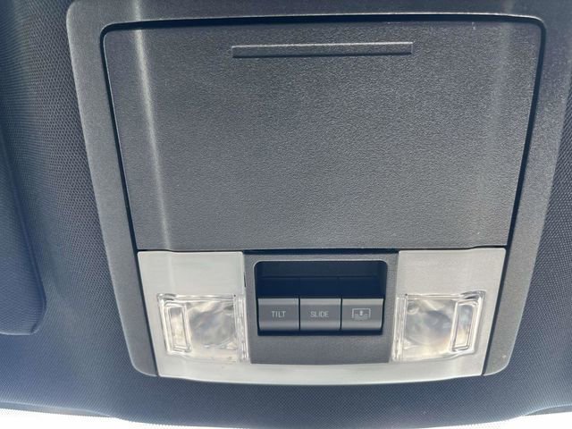 Certified 2017 Ford Explorer Limited w/ Equipment Group 301A image 28