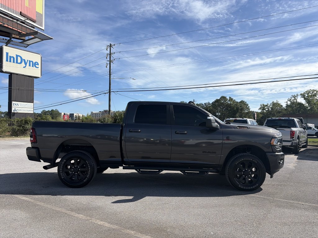 Used 2024 RAM 2500 Big Horn w/ Night Edition AWD/4WD image 8