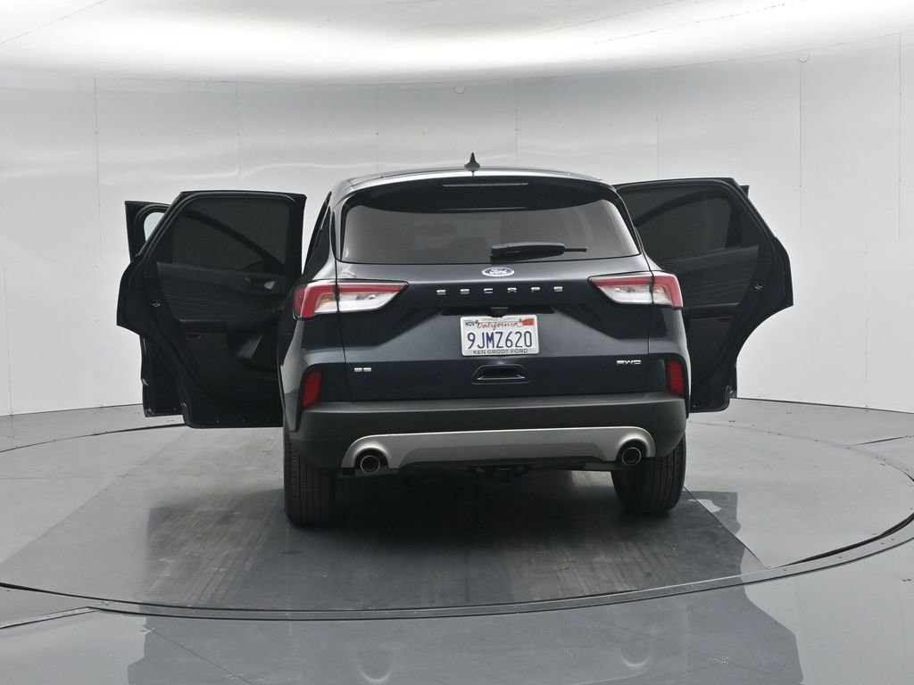 Certified 2022 Ford Escape SE w/ Cold Weather Package AWD/4WD image 54