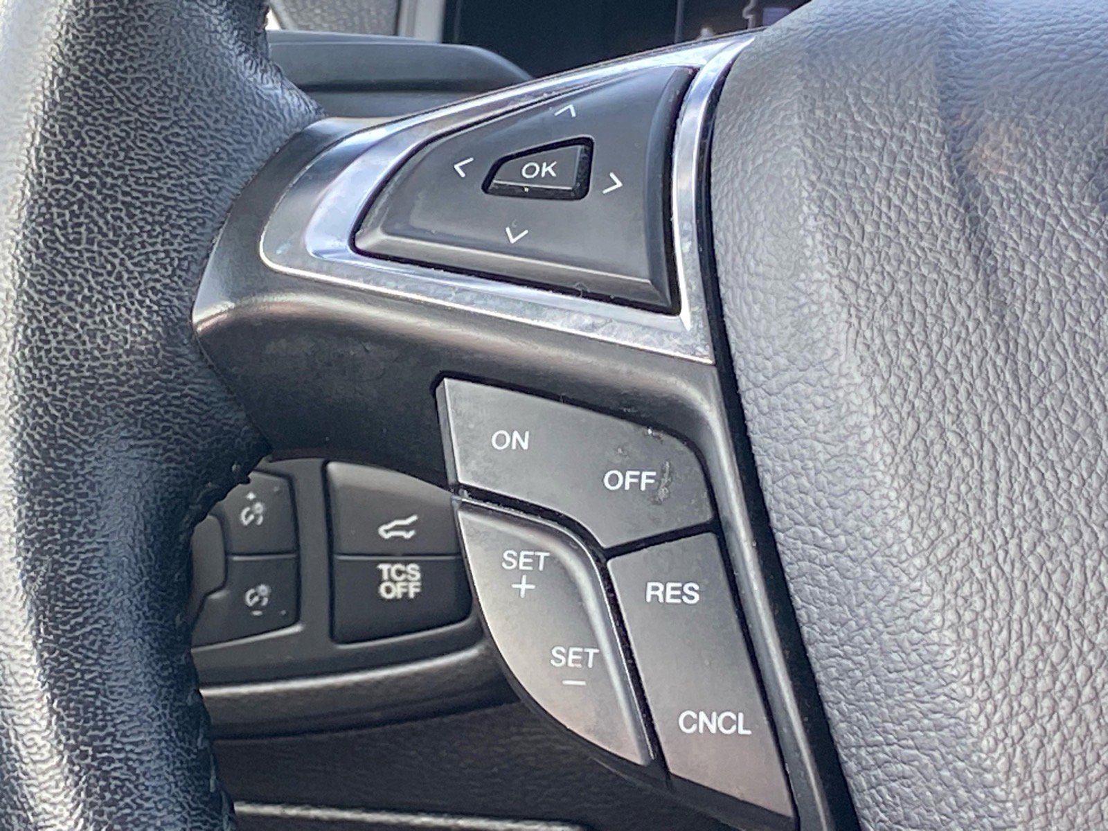 Certified 2022 Ford Edge SEL w/ Convenience Package image 8