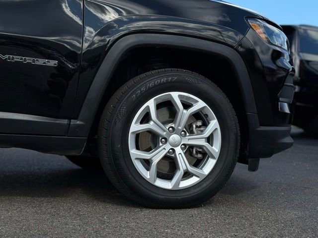 Used 2024 Jeep Compass Sport AWD/4WD image 45