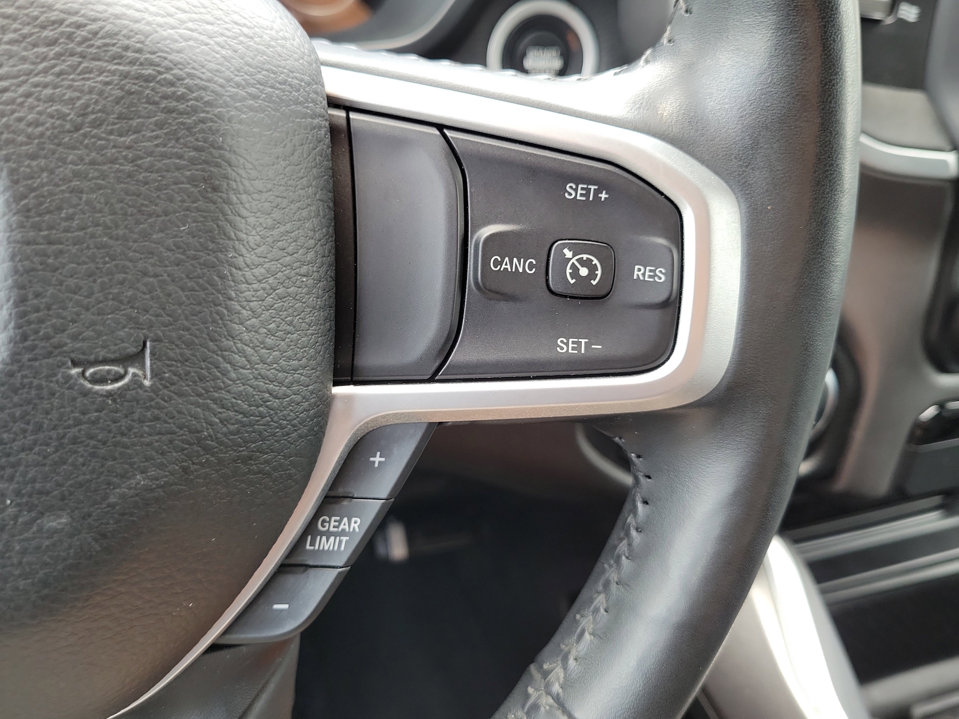 Used 2020 RAM 1500 Big Horn AWD/4WD image 24